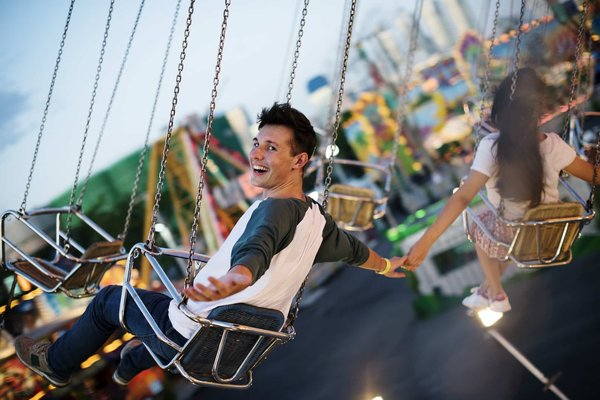 Comment choisir le parc d'attraction où passer ses vacances d'été ?